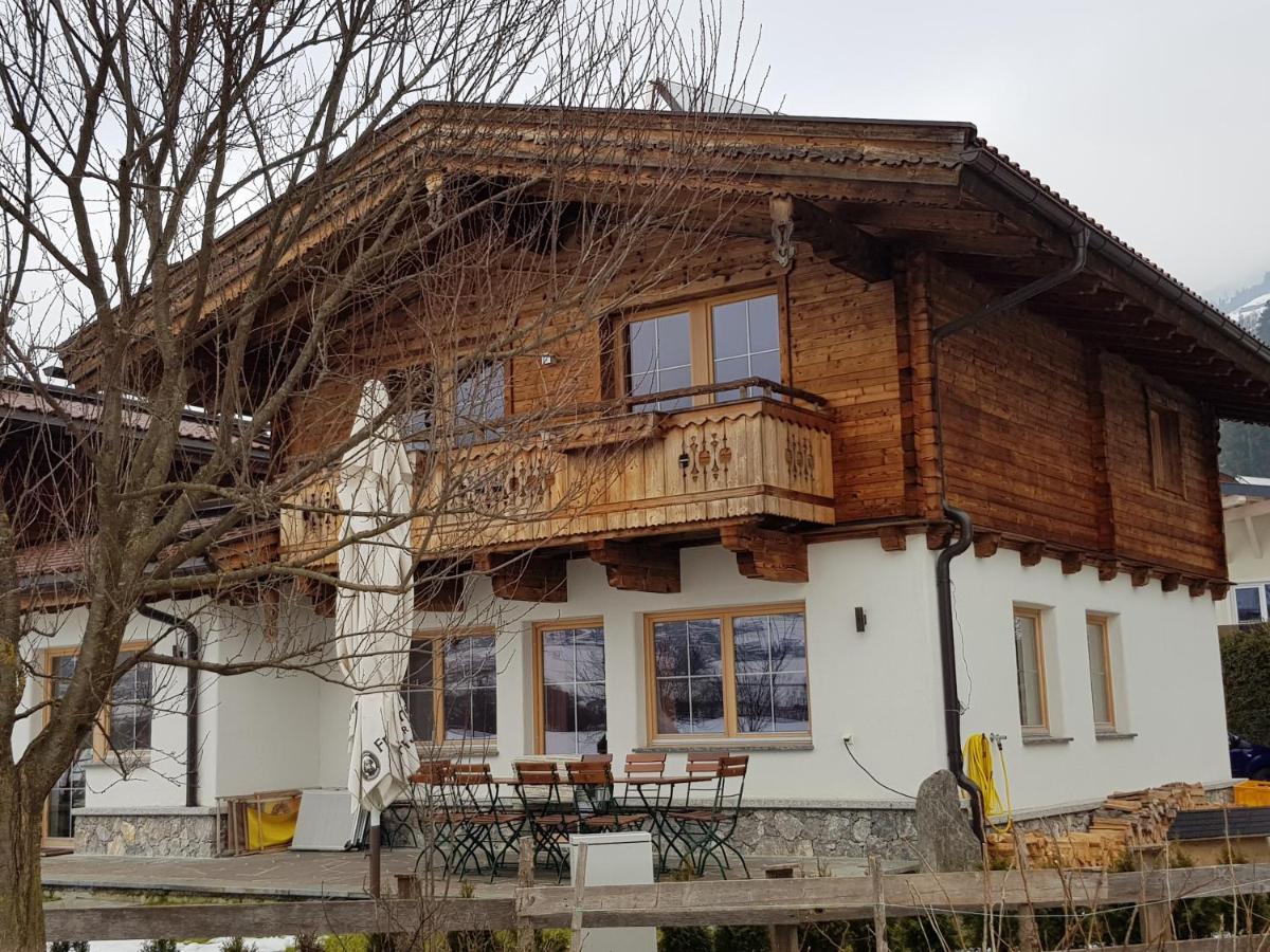 Chalets Aue Hart im Zillertal Eksteriør billede